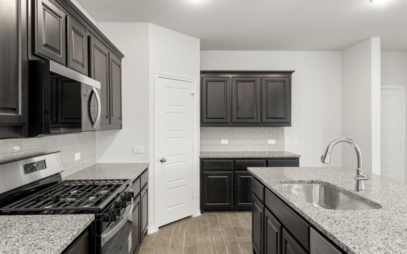 1825 Hazer Lane, Mesquite, TX 75149, 3 Bedrooms Bedrooms, ,2 BathroomsBathrooms,Residential,For Sale,1825 Hazer Lane,0,21090049