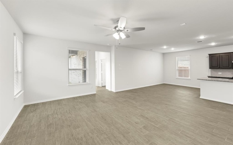 1825 Hazer Lane, Mesquite, TX 75149, 3 Bedrooms Bedrooms, ,2 BathroomsBathrooms,Residential,For Sale,1825 Hazer Lane,0,21090049