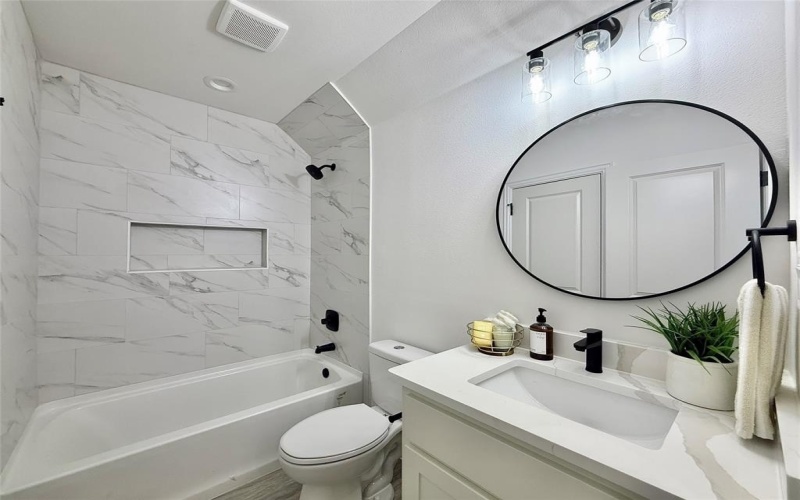 5610 San Jacinto Drive, Granbury, TX 76048, 4 Bedrooms Bedrooms, ,2 BathroomsBathrooms,Residential,For Sale,5610 San Jacinto Drive,0,21090077