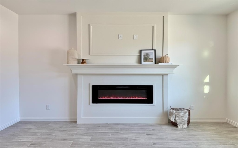 5610 San Jacinto Drive, Granbury, TX 76048, 4 Bedrooms Bedrooms, ,2 BathroomsBathrooms,Residential,For Sale,5610 San Jacinto Drive,0,21090077