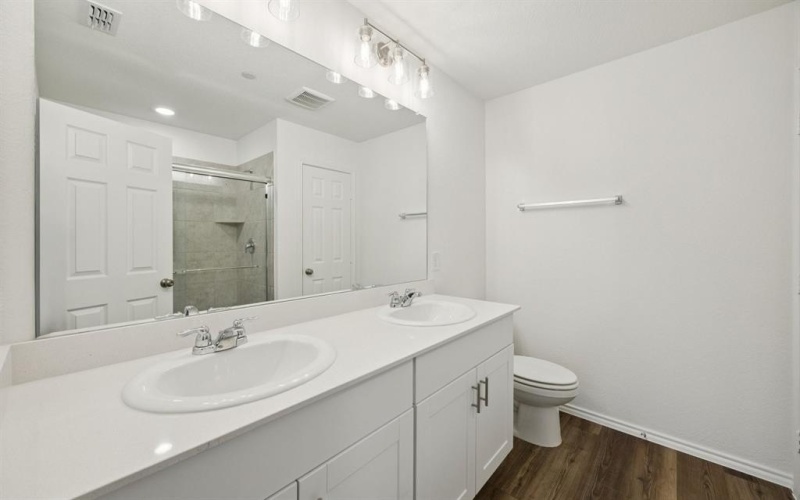 2800 Pecan Park Drive, Denton, TX 76208, 3 Bedrooms Bedrooms, ,2 BathroomsBathrooms,Residential,For Sale,2800 Pecan Park Drive,0,21090090