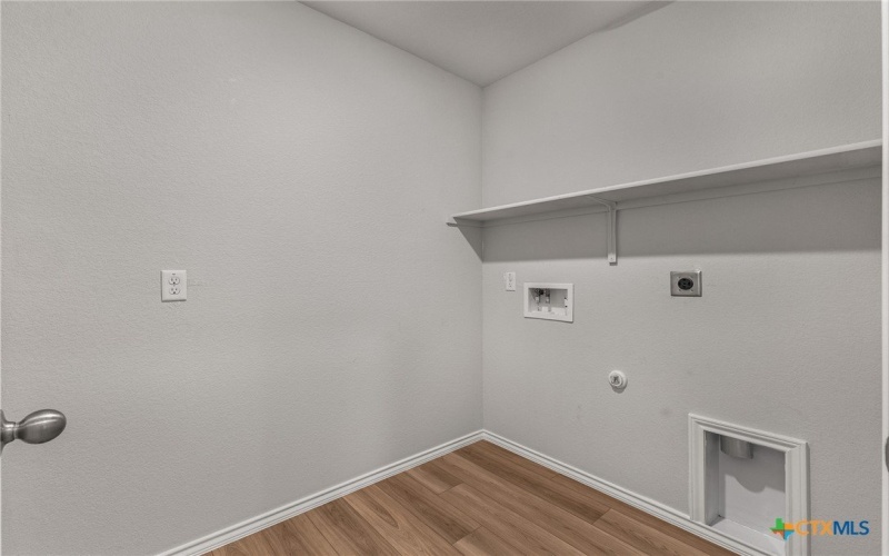 8905 Flat Iron Drive, Temple, TX 76502, 4 Bedrooms Bedrooms, ,2 BathroomsBathrooms,Residential,For Sale,8905 Flat Iron Drive,0,586378