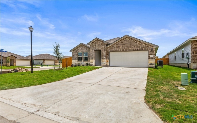 8905 Flat Iron Drive, Temple, TX 76502, 4 Bedrooms Bedrooms, ,2 BathroomsBathrooms,Residential,For Sale,8905 Flat Iron Drive,0,586378