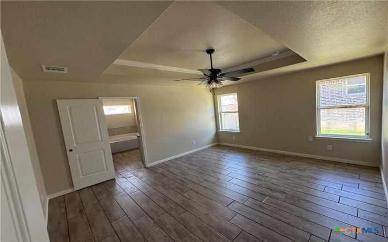 2540 Cowgirl Trail, Belton, TX 76513, 5 Bedrooms Bedrooms, ,2 BathroomsBathrooms,Residential,For Sale,2540 Cowgirl Trail,0,595676