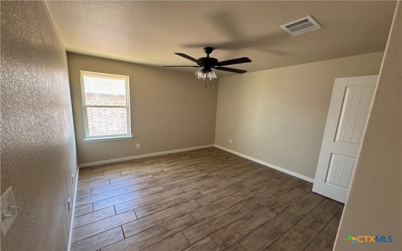 2540 Cowgirl Trail, Belton, TX 76513, 5 Bedrooms Bedrooms, ,2 BathroomsBathrooms,Residential,For Sale,2540 Cowgirl Trail,0,595676