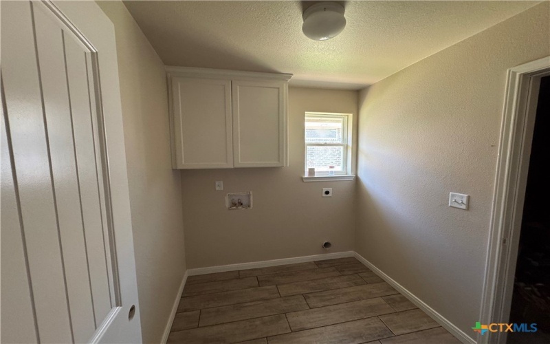 2540 Cowgirl Trail, Belton, TX 76513, 5 Bedrooms Bedrooms, ,2 BathroomsBathrooms,Residential,For Sale,2540 Cowgirl Trail,0,595676