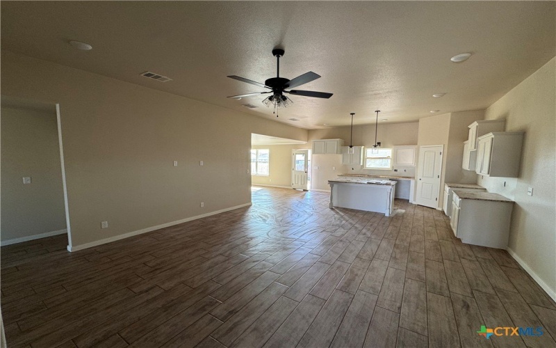 2540 Cowgirl Trail, Belton, TX 76513, 5 Bedrooms Bedrooms, ,2 BathroomsBathrooms,Residential,For Sale,2540 Cowgirl Trail,0,595676