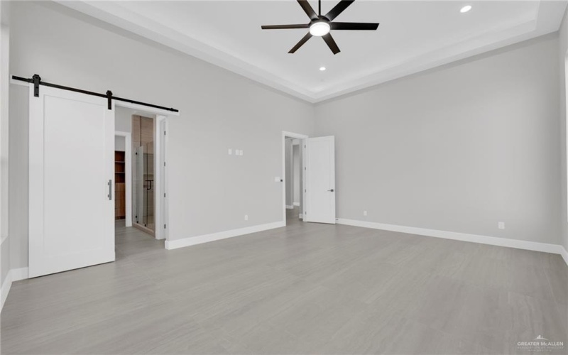 2700 W Chesterfield Avenue, Edinburg, TX 78539, 4 Bedrooms Bedrooms, ,3 BathroomsBathrooms,Residential,For Sale,2700 W Chesterfield Avenue,0,466616