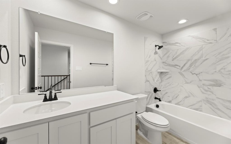 6945 Mustang Isle Drive, Dallas, TX 75228, 3 Habitaciones Habitaciones , ,2 BañosBaños,Residential,En Venta,6945 Mustang Isle Drive,0,21090118