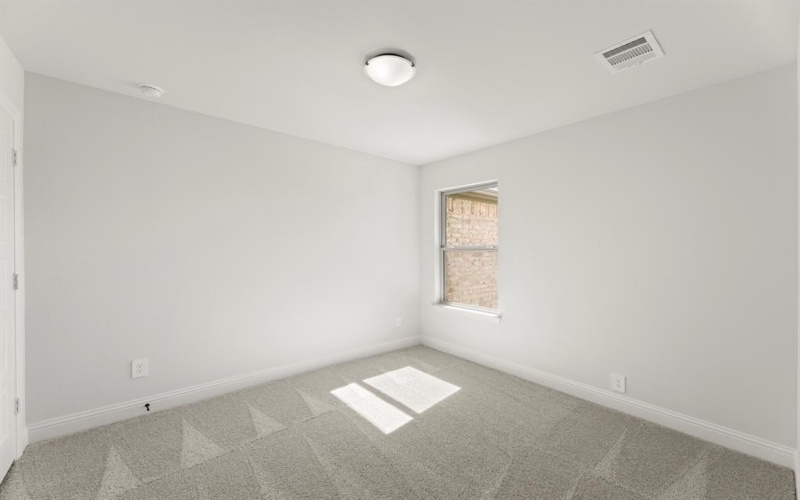 6945 Mustang Isle Drive, Dallas, TX 75228, 3 Habitaciones Habitaciones , ,2 BañosBaños,Residential,En Venta,6945 Mustang Isle Drive,0,21090118