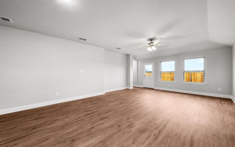 2131 Hollyberry, Sulphur Springs, TX 75482, 3 Habitaciones Habitaciones , ,2 BañosBaños,Residential,En Venta,2131 Hollyberry,0,21090139