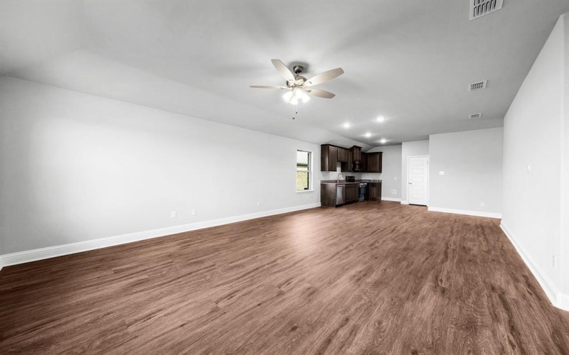 2131 Hollyberry, Sulphur Springs, TX 75482, 3 Habitaciones Habitaciones , ,2 BañosBaños,Residential,En Venta,2131 Hollyberry,0,21090139