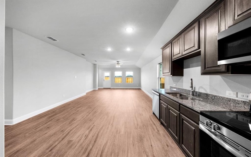 2131 Hollyberry, Sulphur Springs, TX 75482, 3 Habitaciones Habitaciones , ,2 BañosBaños,Residential,En Venta,2131 Hollyberry,0,21090139