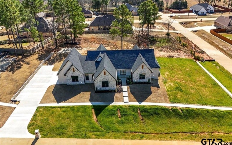 12181 Oak Grove Dr., Tyler, TX 75706, 4 Bedrooms Bedrooms, ,3 BathroomsBathrooms,Residential,For Sale,12181 Oak Grove Dr.,25001736