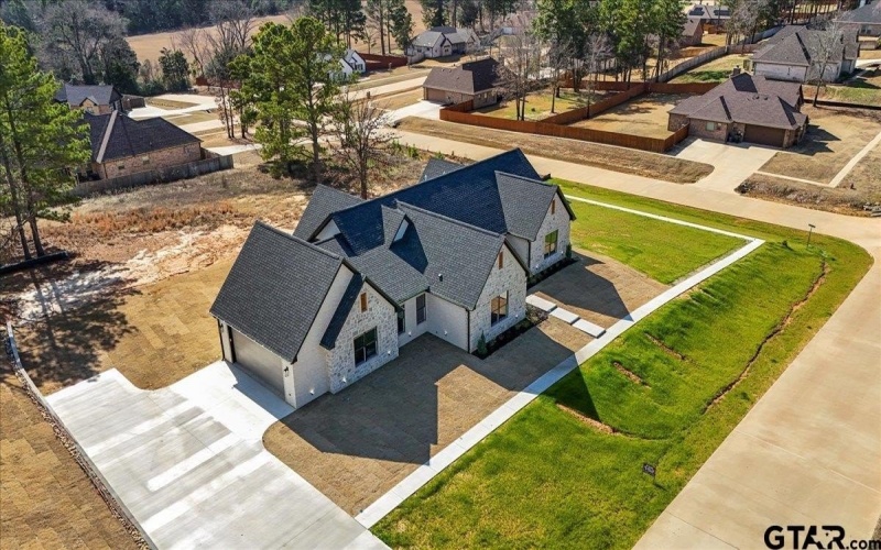 12181 Oak Grove Dr., Tyler, TX 75706, 4 Bedrooms Bedrooms, ,3 BathroomsBathrooms,Residential,For Sale,12181 Oak Grove Dr.,25001736