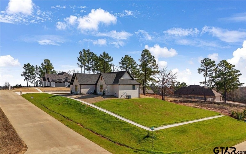 12181 Oak Grove Dr., Tyler, TX 75706, 4 Bedrooms Bedrooms, ,3 BathroomsBathrooms,Residential,For Sale,12181 Oak Grove Dr.,25001736