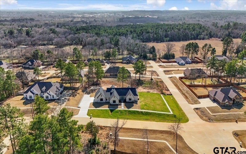 12181 Oak Grove Dr., Tyler, TX 75706, 4 Bedrooms Bedrooms, ,3 BathroomsBathrooms,Residential,For Sale,12181 Oak Grove Dr.,25001736