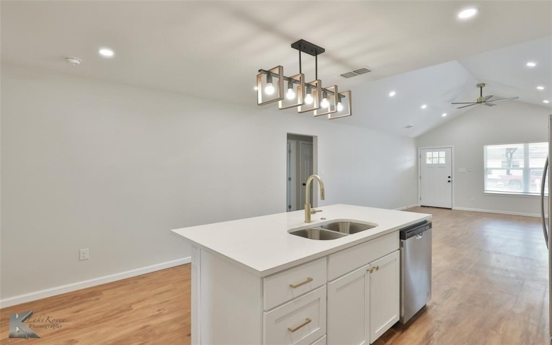 2741 Orange Street, Abilene, TX 79601, 3 Habitaciones Habitaciones , ,2 BañosBaños,Residential,En Venta,2741 Orange Street,0,21090279