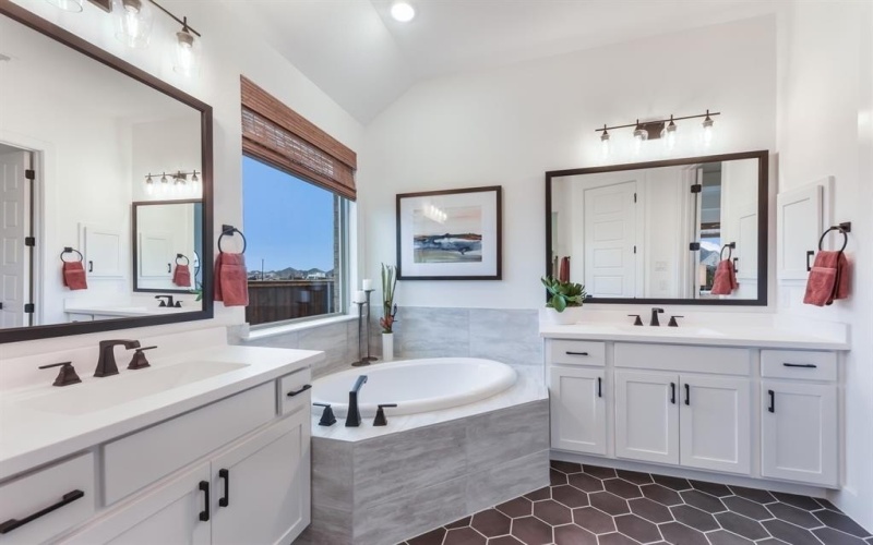 6853 Turner Falls Circle, Flower Mound, TX 76226, 4 Habitaciones Habitaciones , ,3 BañosBaños,Residential,En Venta,6853 Turner Falls Circle,0,21090332