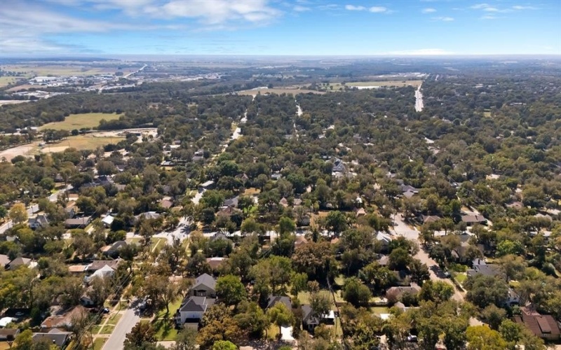 503 W Earl Street, Cleburne, TX 76033, 3 Bedrooms Bedrooms, ,2 BathroomsBathrooms,Residential,For Sale,503 W Earl Street,0,21090418