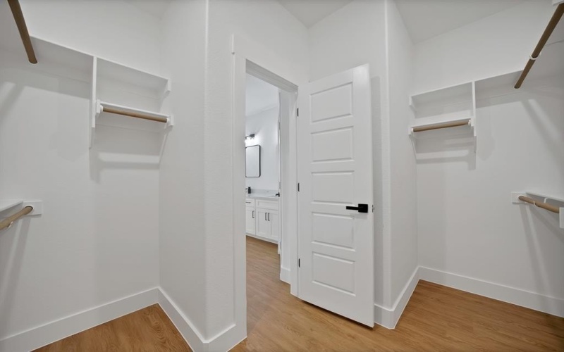 503 W Earl Street, Cleburne, TX 76033, 3 Bedrooms Bedrooms, ,2 BathroomsBathrooms,Residential,For Sale,503 W Earl Street,0,21090418