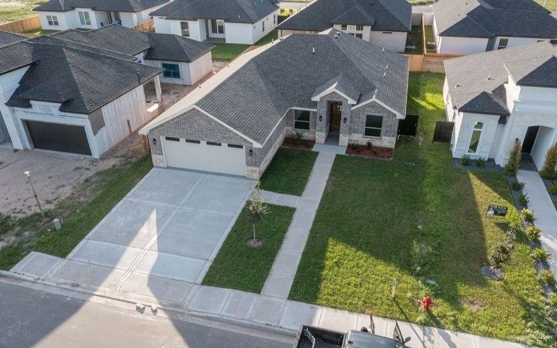 8023 N 48th Lane, McAllen, TX 78504, 4 Habitaciones Habitaciones , ,3 BañosBaños,Residential,En Venta,8023 N 48th Lane,0,483701