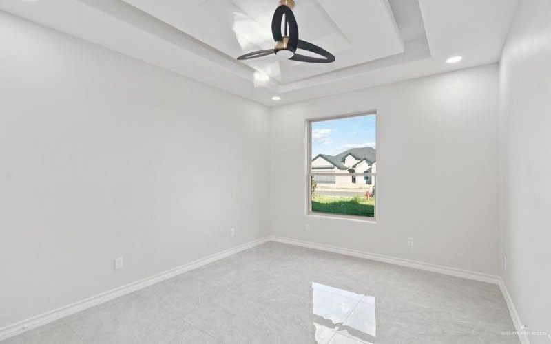 8023 N 48th Lane, McAllen, TX 78504, 4 Habitaciones Habitaciones , ,3 BañosBaños,Residential,En Venta,8023 N 48th Lane,0,483701