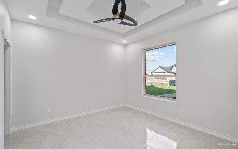 8023 N 48th Lane, McAllen, TX 78504, 4 Habitaciones Habitaciones , ,3 BañosBaños,Residential,En Venta,8023 N 48th Lane,0,483701