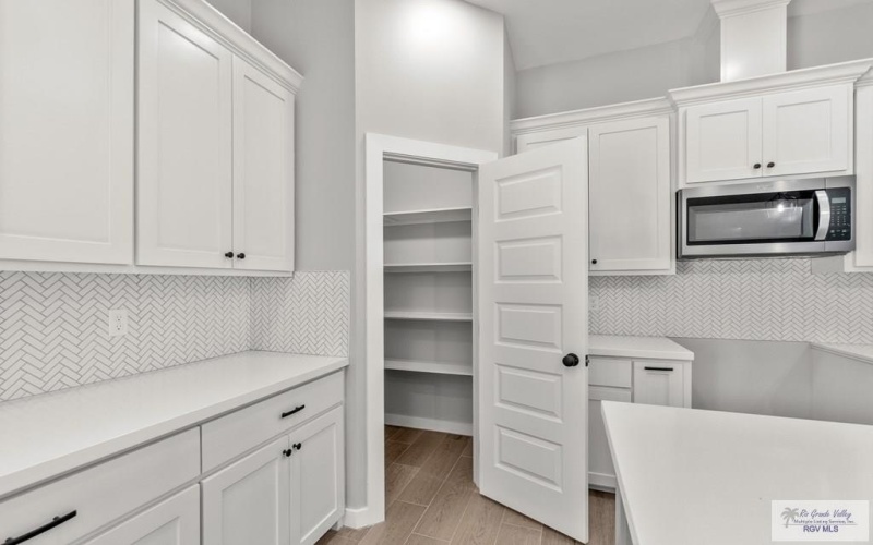 2408 SEAGULL LN, HARLINGEN, TX 78552, 4 Bedrooms Bedrooms, ,2 BathroomsBathrooms,Residential,For Sale,2408 SEAGULL LN,0,29769367