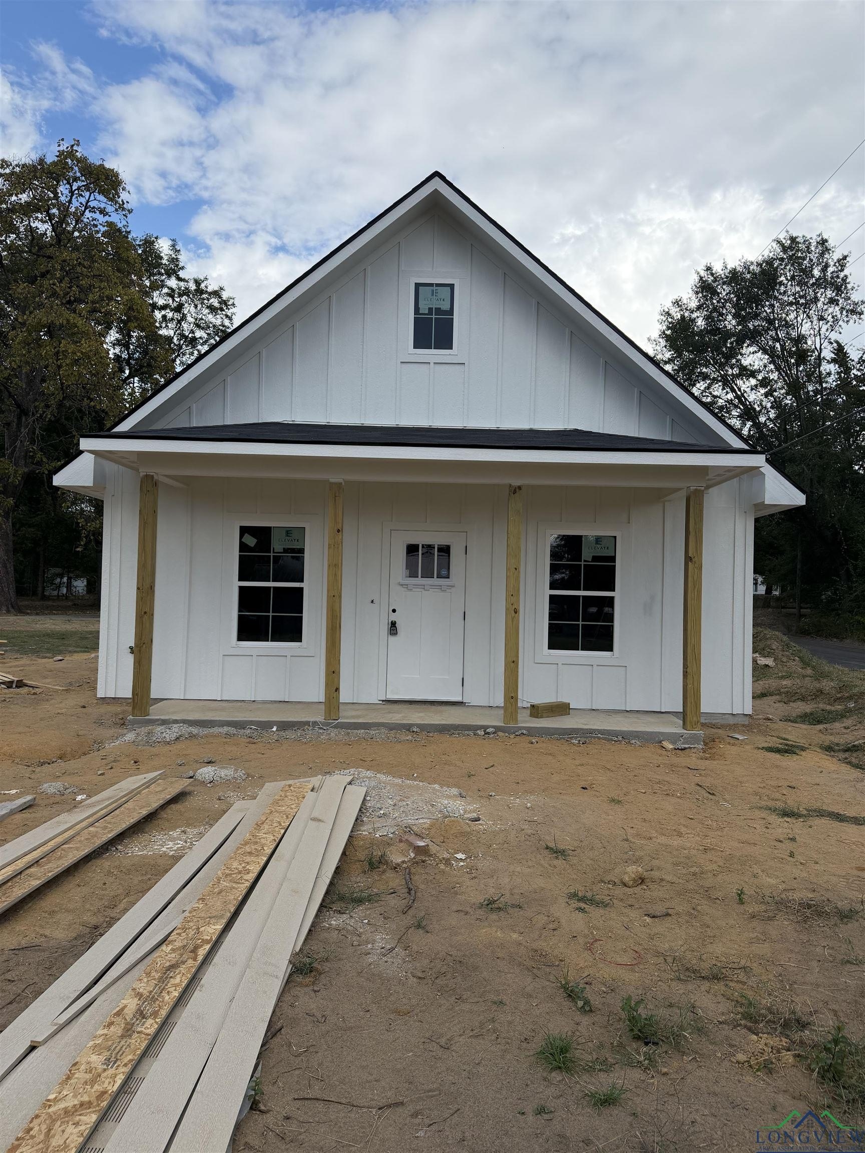 2642 Hendricks St, Gladewater, TX 75647, 2 Bedrooms Bedrooms, ,1 BathroomBathrooms,Residential,For Sale,2642 Hendricks St,0,20257135