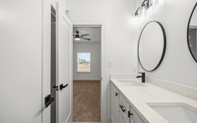 7222 E Woodrow Road, Slaton, TX 79364, 3 Habitaciones Habitaciones , ,2 BañosBaños,Residential,En Venta,7222 E Woodrow Road,0,202561983