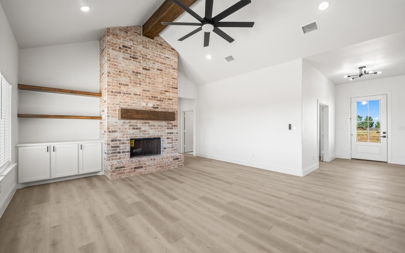 7222 E Woodrow Road, Slaton, TX 79364, 3 Habitaciones Habitaciones , ,2 BañosBaños,Residential,En Venta,7222 E Woodrow Road,0,202561983