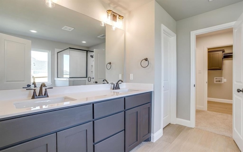 311 Poinsetta Drive, Palmer, TX 75152, 4 Bedrooms Bedrooms, ,2 BathroomsBathrooms,Residential,For Sale,311 Poinsetta Drive,0,21090406