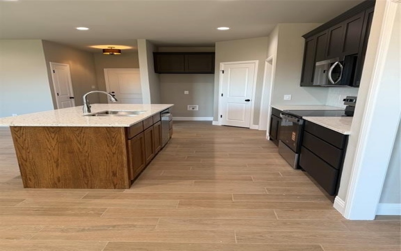 311 Cherry Point Drive, Palmer, TX 75152, 4 Bedrooms Bedrooms, ,2 BathroomsBathrooms,Residential,For Sale,311 Cherry Point Drive,0,21090406