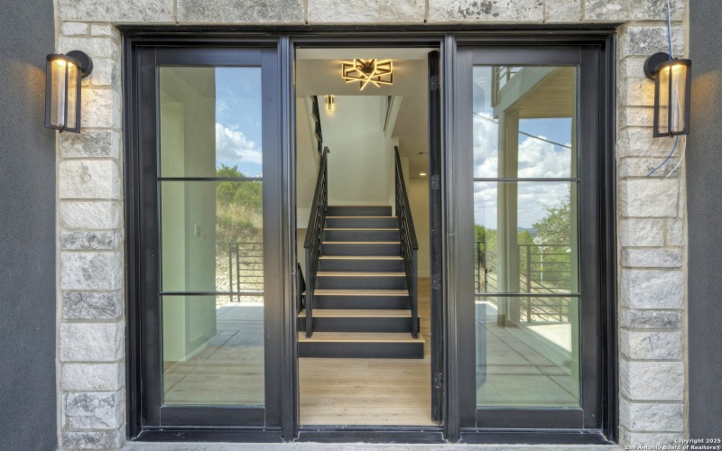 585 Highland Terrace, Canyon Lake, TX 78133, 3 Bedrooms Bedrooms, ,5 BathroomsBathrooms,Residential,For Sale,585 Highland Terrace,0,1916566