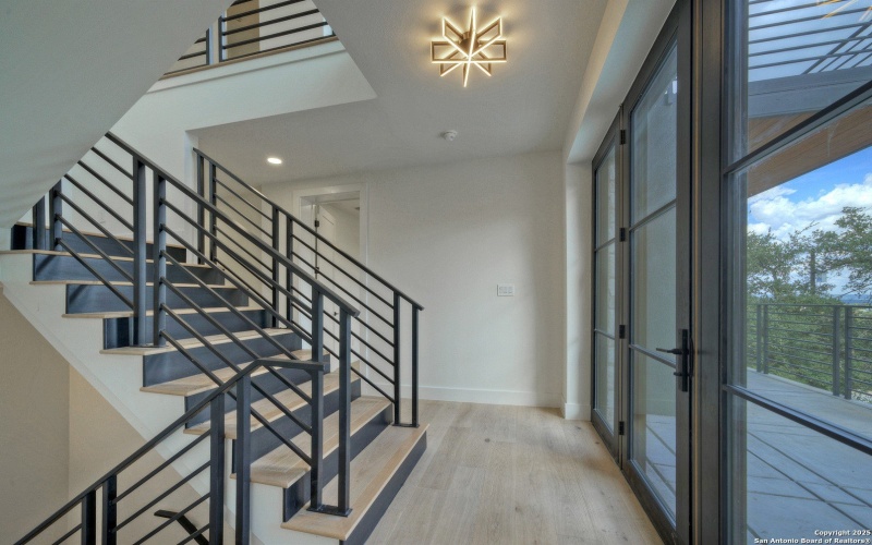 585 Highland Terrace, Canyon Lake, TX 78133, 3 Bedrooms Bedrooms, ,5 BathroomsBathrooms,Residential,For Sale,585 Highland Terrace,0,1916566