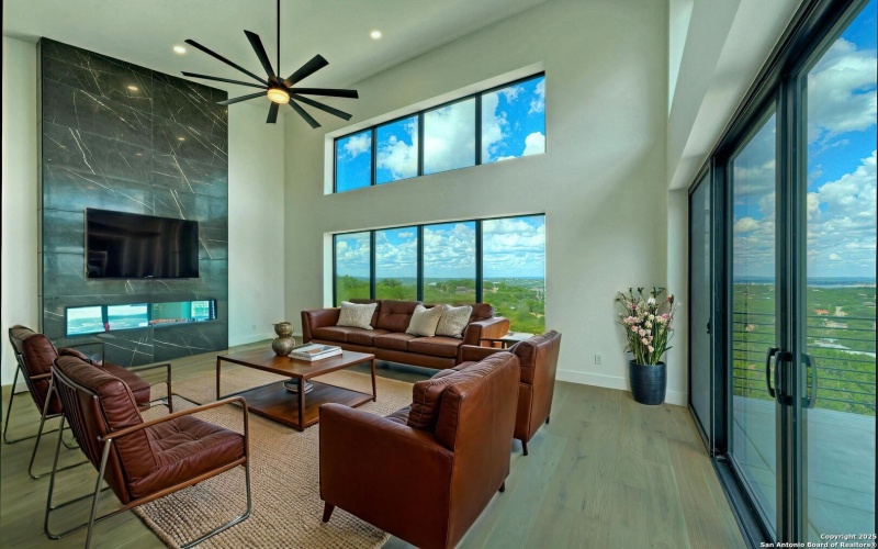 585 Highland Terrace, Canyon Lake, TX 78133, 3 Bedrooms Bedrooms, ,5 BathroomsBathrooms,Residential,For Sale,585 Highland Terrace,0,1916566