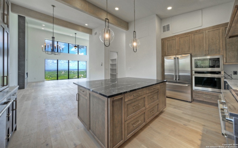 585 Highland Terrace, Canyon Lake, TX 78133, 3 Bedrooms Bedrooms, ,5 BathroomsBathrooms,Residential,For Sale,585 Highland Terrace,0,1916566