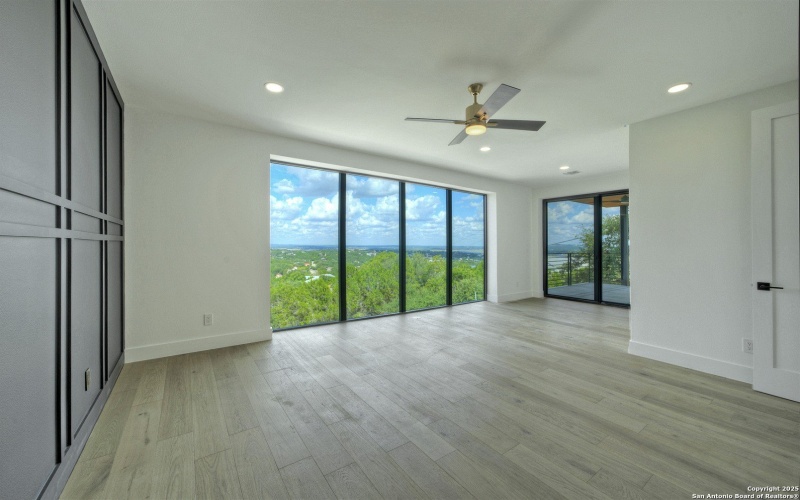 585 Highland Terrace, Canyon Lake, TX 78133, 3 Bedrooms Bedrooms, ,5 BathroomsBathrooms,Residential,For Sale,585 Highland Terrace,0,1916566