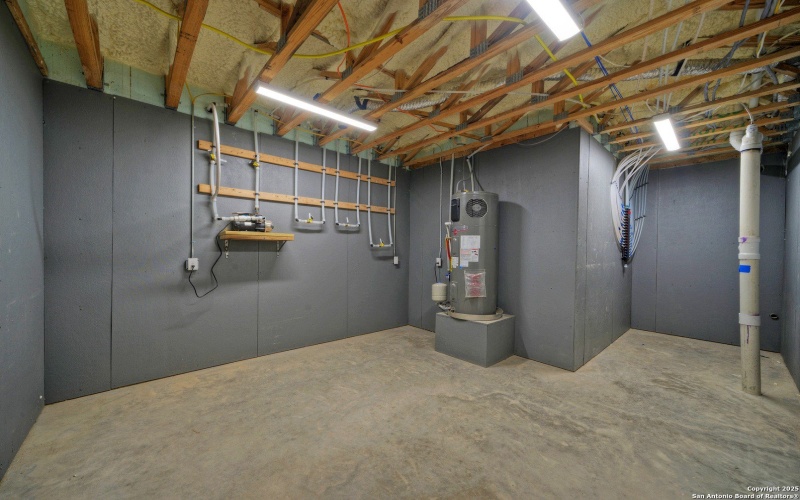 585 Highland Terrace, Canyon Lake, TX 78133, 3 Bedrooms Bedrooms, ,5 BathroomsBathrooms,Residential,For Sale,585 Highland Terrace,0,1916566