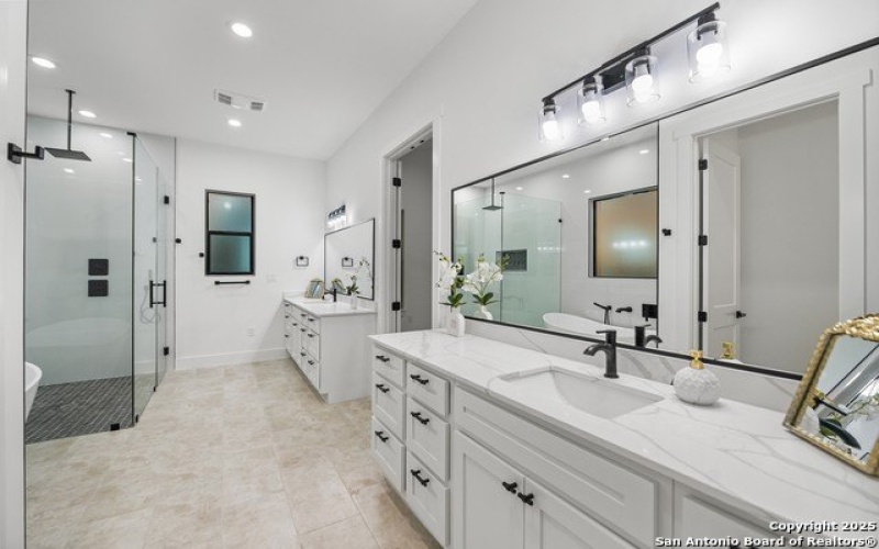 344 Buckskin Trail, Bandera, TX 78003, 4 Habitaciones Habitaciones , ,3 BañosBaños,Residential,En Venta,344 Buckskin Trail,0,1916582