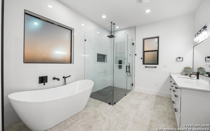 344 Buckskin Trail, Bandera, TX 78003, 4 Habitaciones Habitaciones , ,3 BañosBaños,Residential,En Venta,344 Buckskin Trail,0,1916582