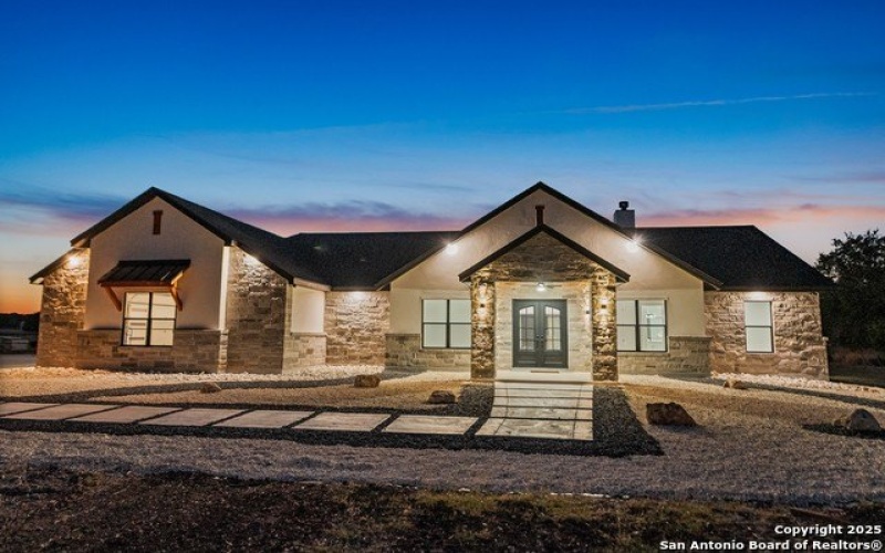 344 Buckskin Trail, Bandera, TX 78003, 4 Habitaciones Habitaciones , ,3 BañosBaños,Residential,En Venta,344 Buckskin Trail,0,1916582