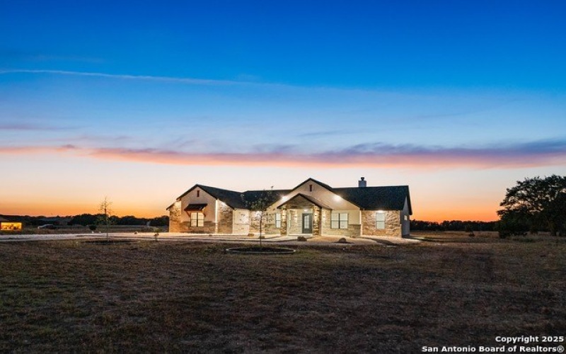 344 Buckskin Trail, Bandera, TX 78003, 4 Habitaciones Habitaciones , ,3 BañosBaños,Residential,En Venta,344 Buckskin Trail,0,1916582