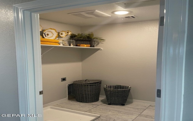 5036 Andrew Jorel Drive, El Paso, TX 79938, 4 Habitaciones Habitaciones , ,1 BañoBaños,Residential,En Venta,5036 Andrew Jorel Drive,0,932280