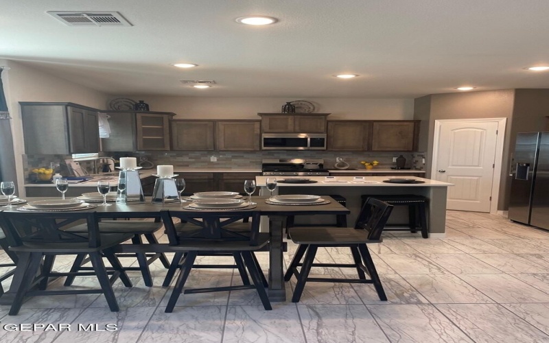 5036 Andrew Jorel Drive, El Paso, TX 79938, 4 Habitaciones Habitaciones , ,1 BañoBaños,Residential,En Venta,5036 Andrew Jorel Drive,0,932280