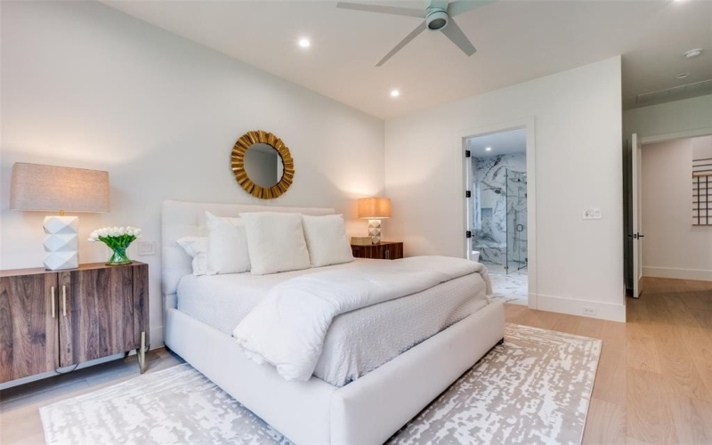 5321 Emerson Avenue, Dallas, TX 75209, 4 Bedrooms Bedrooms, ,6 BathroomsBathrooms,Residential,For Sale,5321 Emerson Avenue,0,21090376