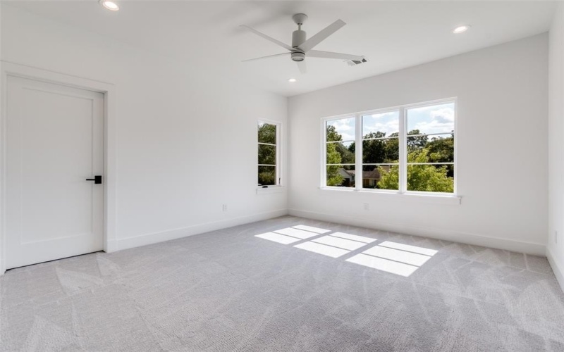 5321 Emerson Avenue, Dallas, TX 75209, 4 Bedrooms Bedrooms, ,6 BathroomsBathrooms,Residential,For Sale,5321 Emerson Avenue,0,21090376