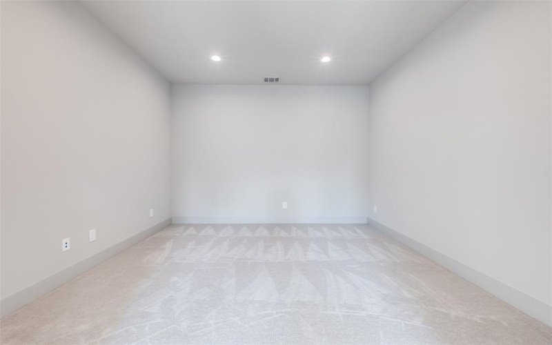 5321 Emerson Avenue, Dallas, TX 75209, 4 Bedrooms Bedrooms, ,6 BathroomsBathrooms,Residential,For Sale,5321 Emerson Avenue,0,21090376