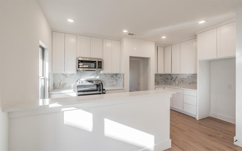 1224 Elva Warren Street, Fort Worth, TX 76115, 8 Bedrooms Bedrooms, ,5 BathroomsBathrooms,Residential Multi Family,For Sale,1224 Elva Warren Street,0,21090509